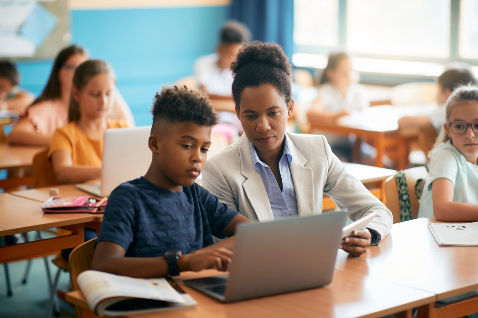 Black American teacher. Teacher and student. Lack of Education.